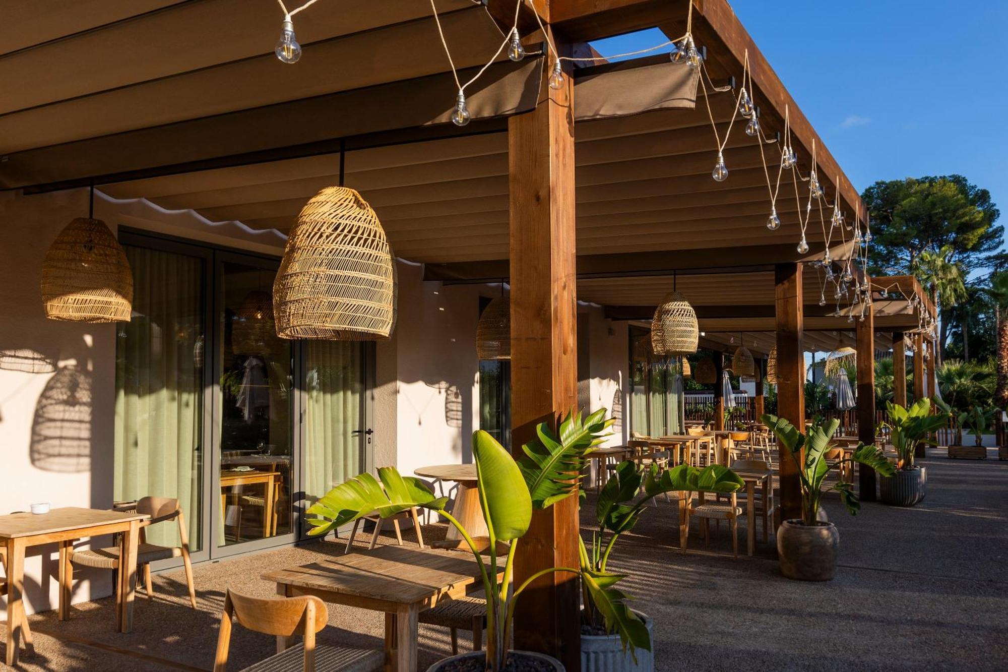 Albades Hotel & Spa (Adults Only) เบนิสกัสซิม ภายนอก รูปภาพ