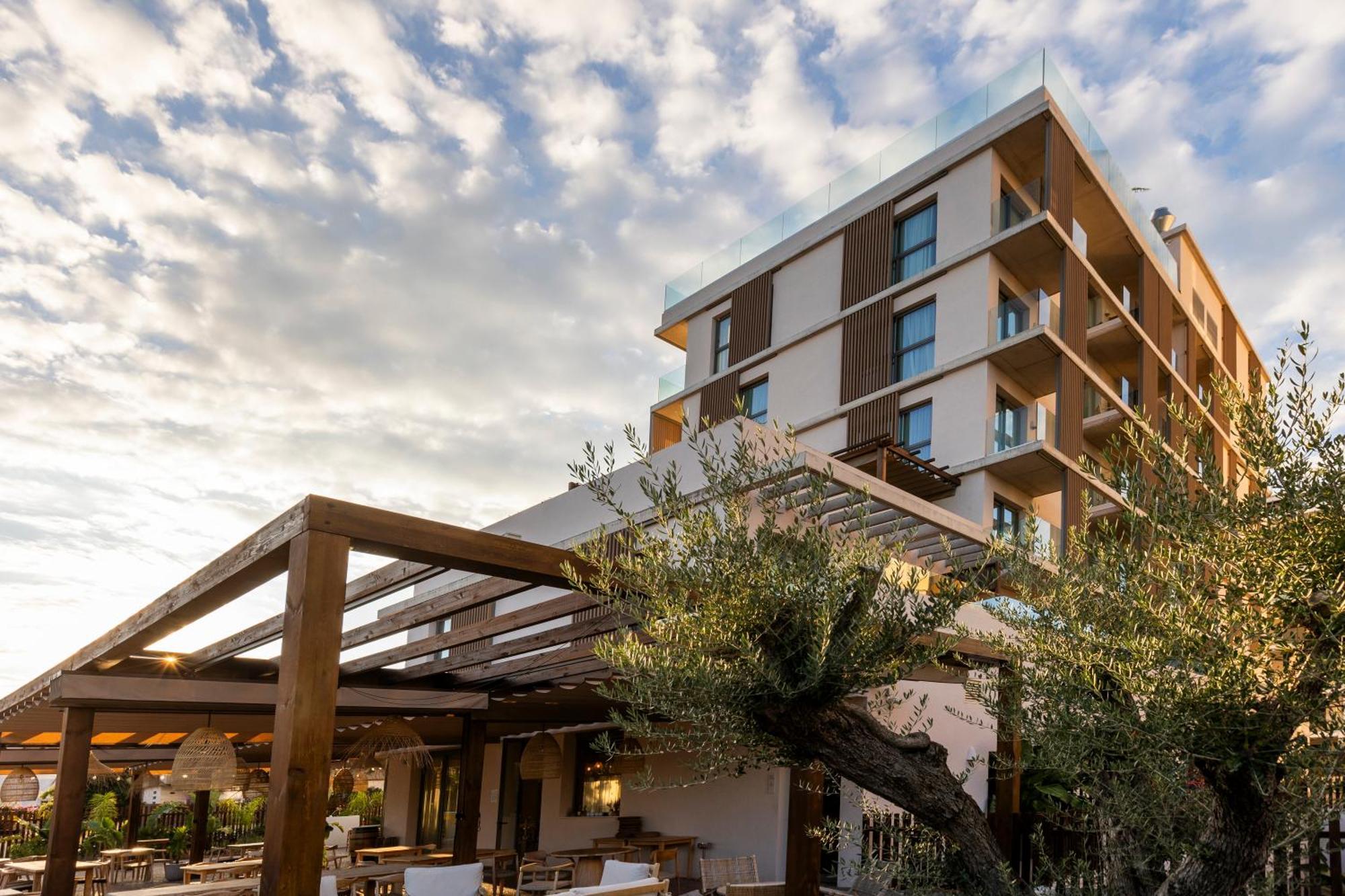 Albades Hotel & Spa (Adults Only) เบนิสกัสซิม ภายนอก รูปภาพ