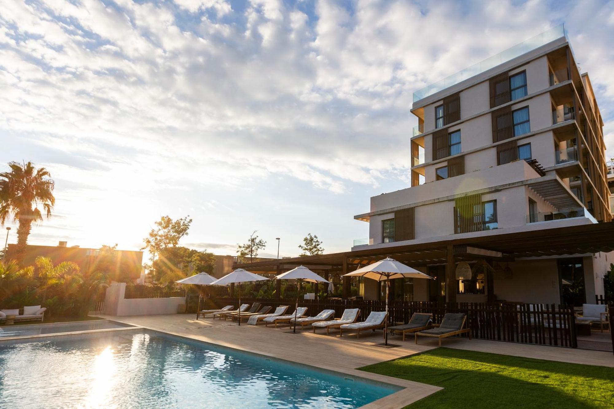 Albades Hotel & Spa (Adults Only) เบนิสกัสซิม ภายนอก รูปภาพ