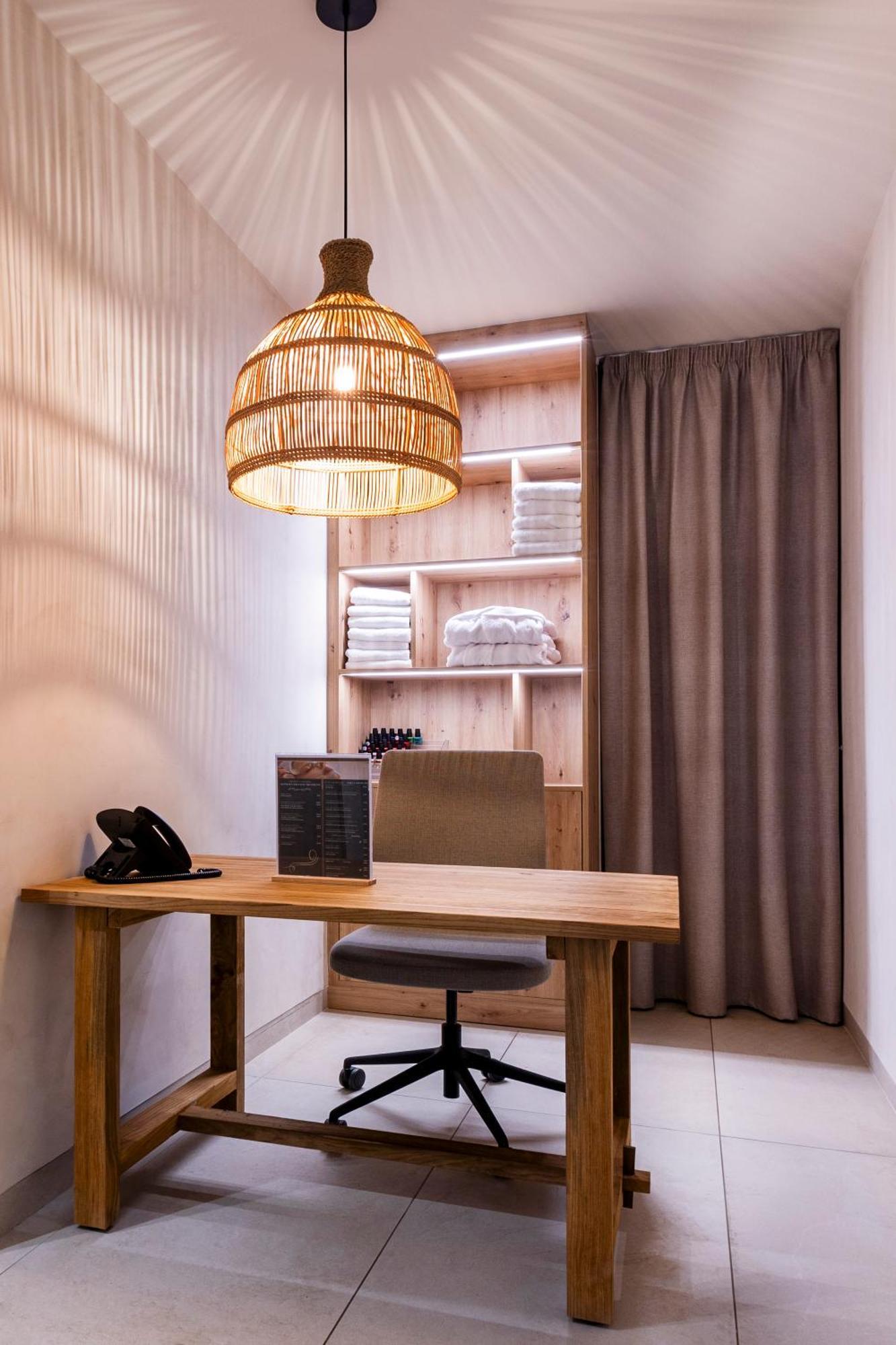 Albades Hotel & Spa (Adults Only) เบนิสกัสซิม ภายนอก รูปภาพ